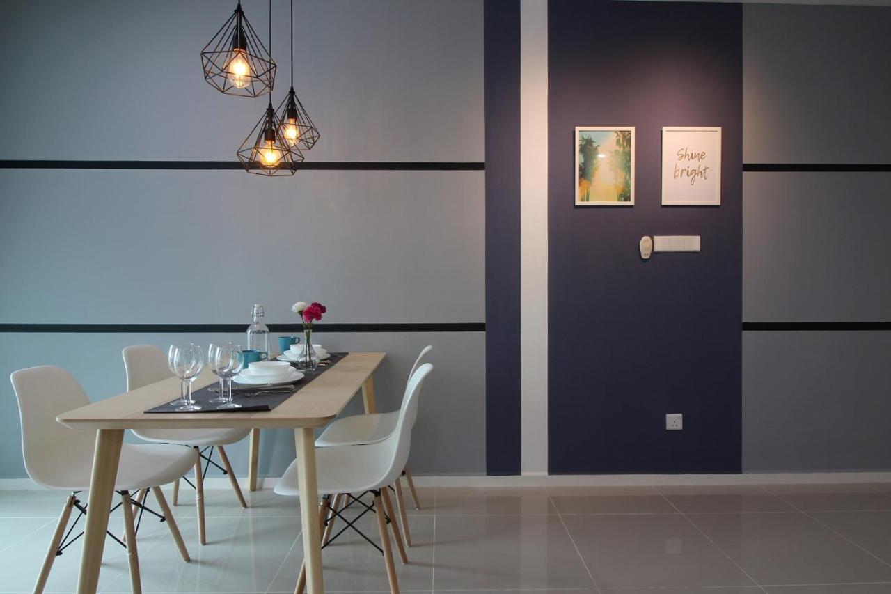 Suasana Residence By Nest Home Τζόχορ Μπάχρου Εξωτερικό φωτογραφία